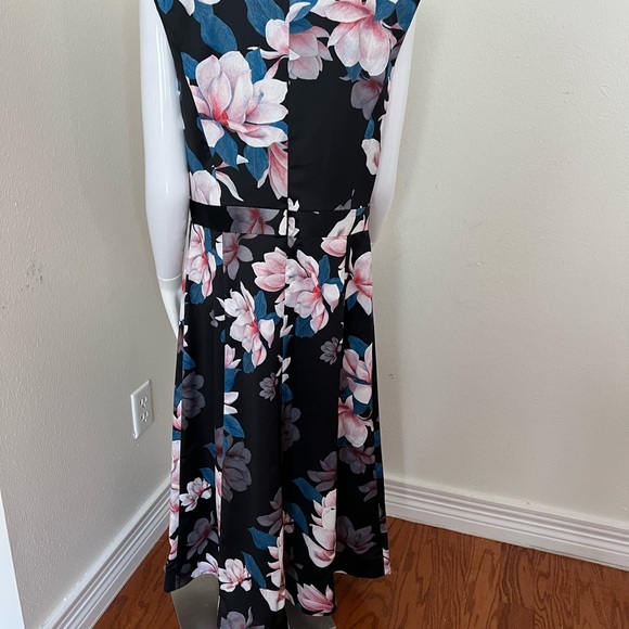 DKNY cocktail floral dress - Picture 4 of 11